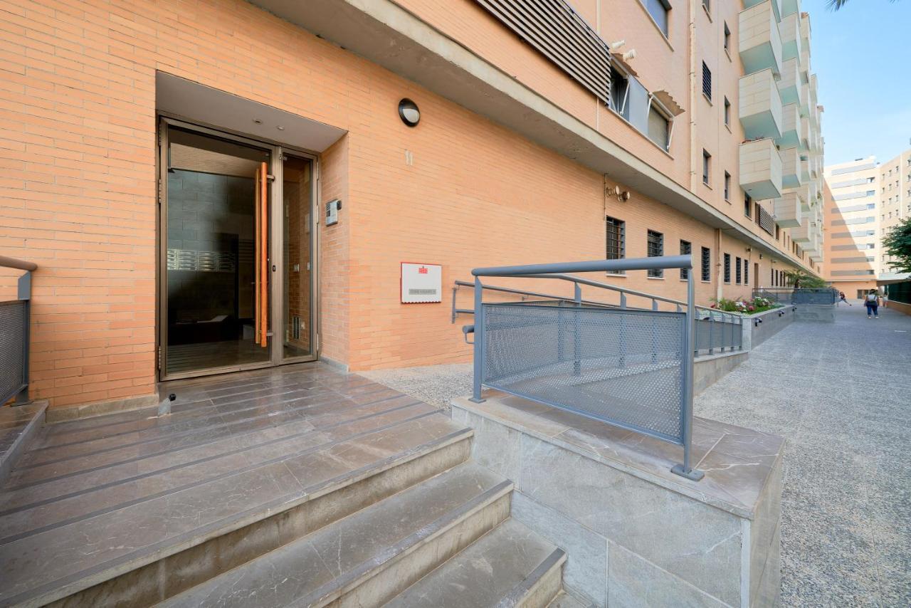 Alterhome Apartamento Con Piscina Maria Zambrano มาลากา ภายนอก รูปภาพ